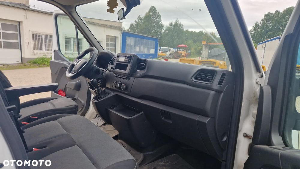 Renault Master L2H2 - 2