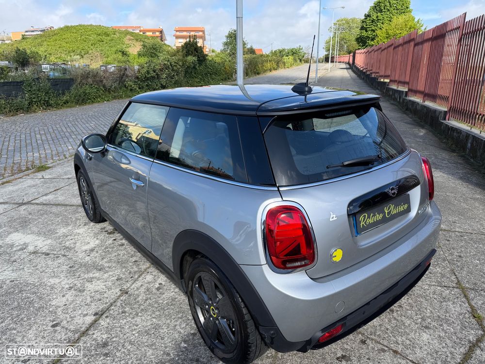MINI 3 Portas Cooper SE - 4