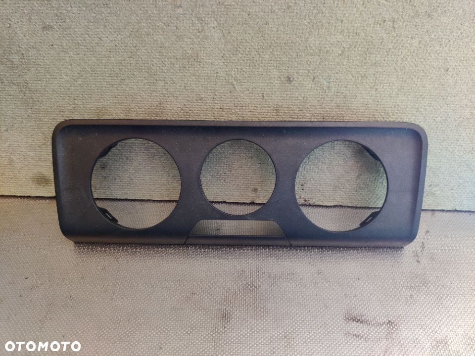 Ramka Klimatyzacji Skoda Fabia 3 III Ramka Panelu Nawiewu Klimatyzacji - 1