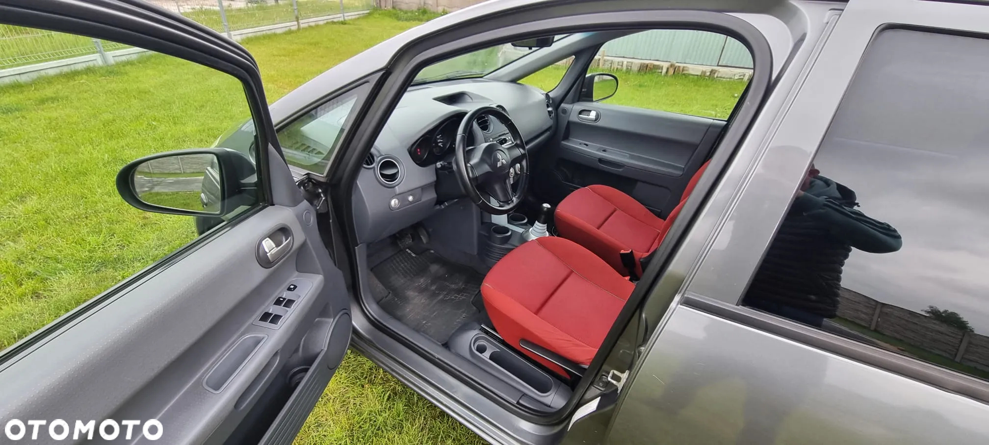Mitsubishi Colt - 19