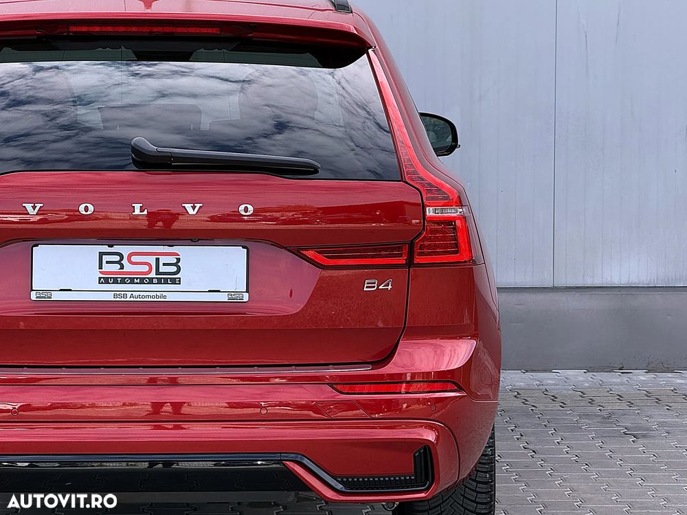 Volvo XC 60 B4 B Plus Dark - 40