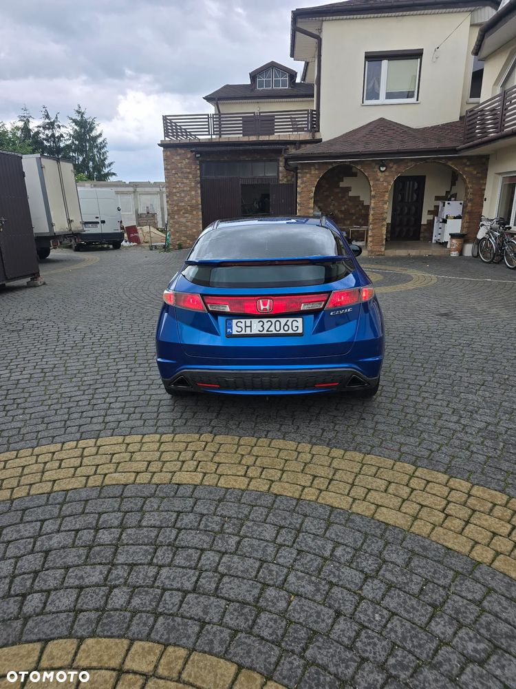 Honda Civic 1.8 Executive - 4