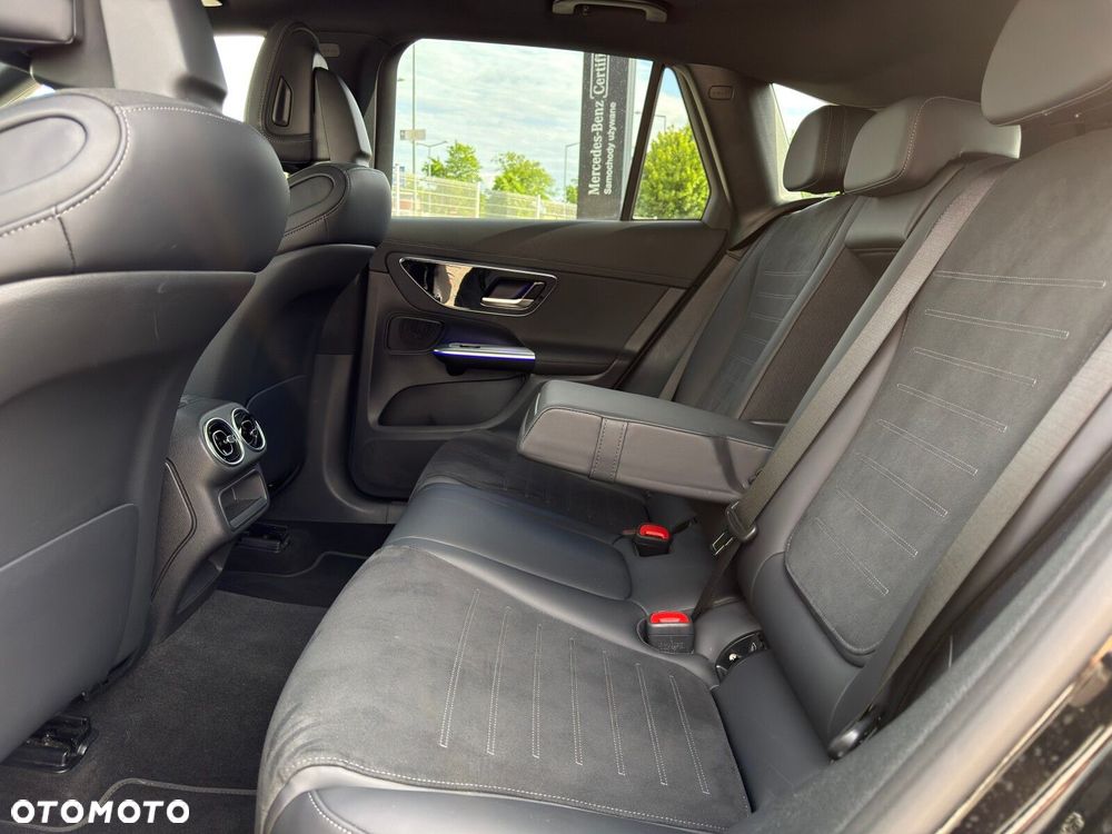 Mercedes-Benz GLC 220 d mHEV 4-Matic AMG Line - 28