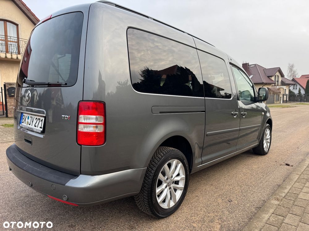 Volkswagen Caddy Maxi Trendline Mixt DSG - 15