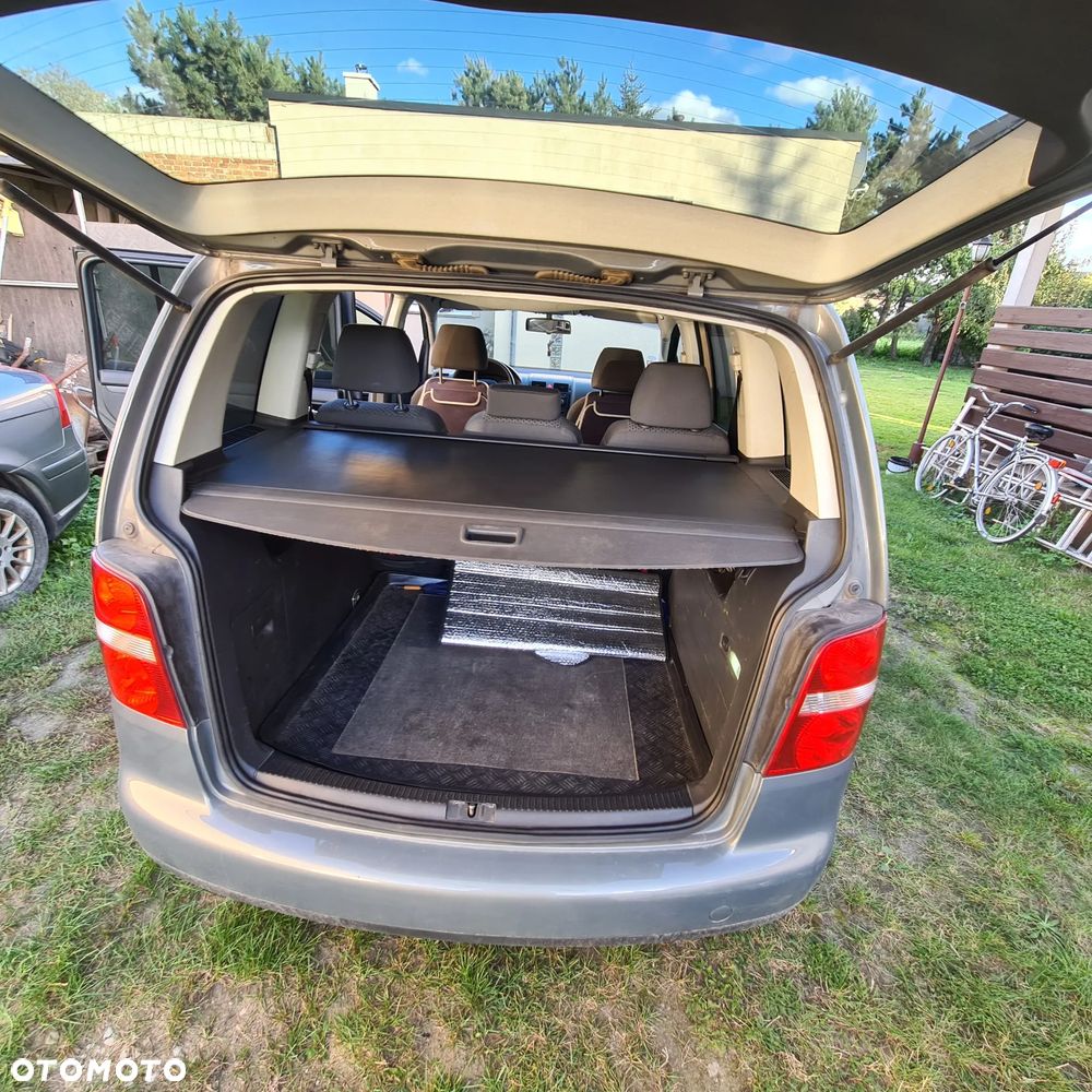 Volkswagen Touran 1.9 TDI Trendline - 5