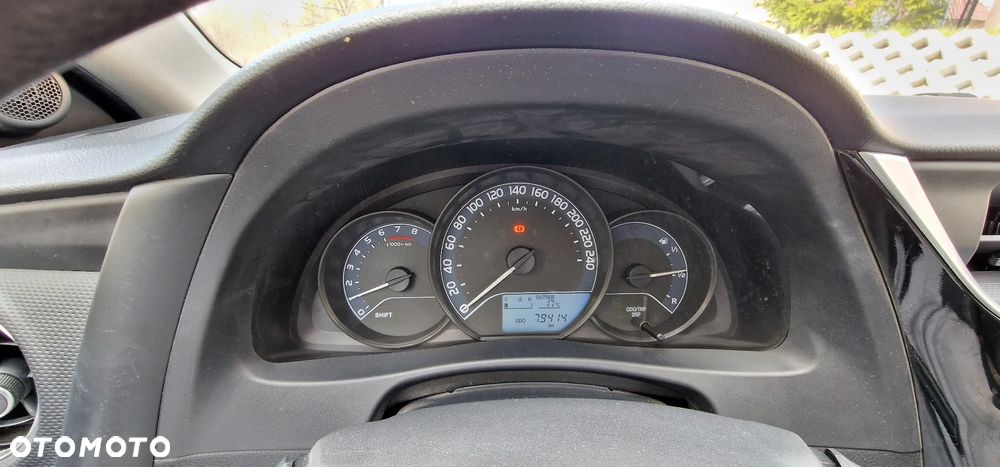 Toyota Auris 1.33 VVT-i Life - 5