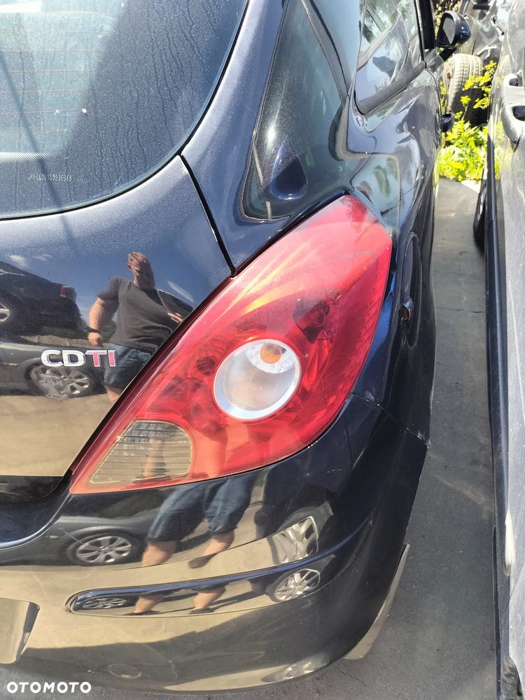 LAMPA LEWA PRAWA TYŁ TYLNA OPEL CORSA D 3 DRZWI 06-11r PRZED LIFT - 3