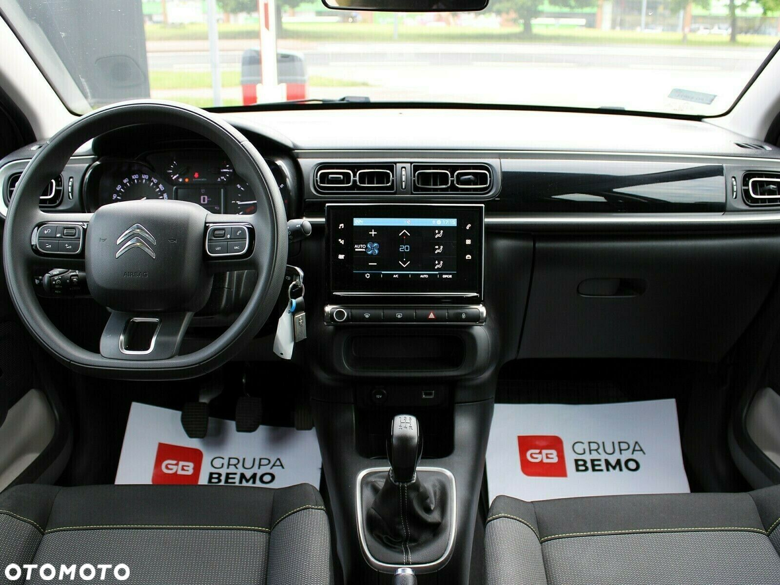 Citroën C3 1.2 PureTech Shine - 16
