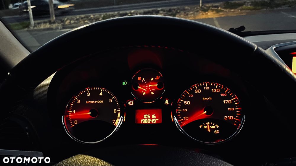 Peugeot 207 1.4 - 23