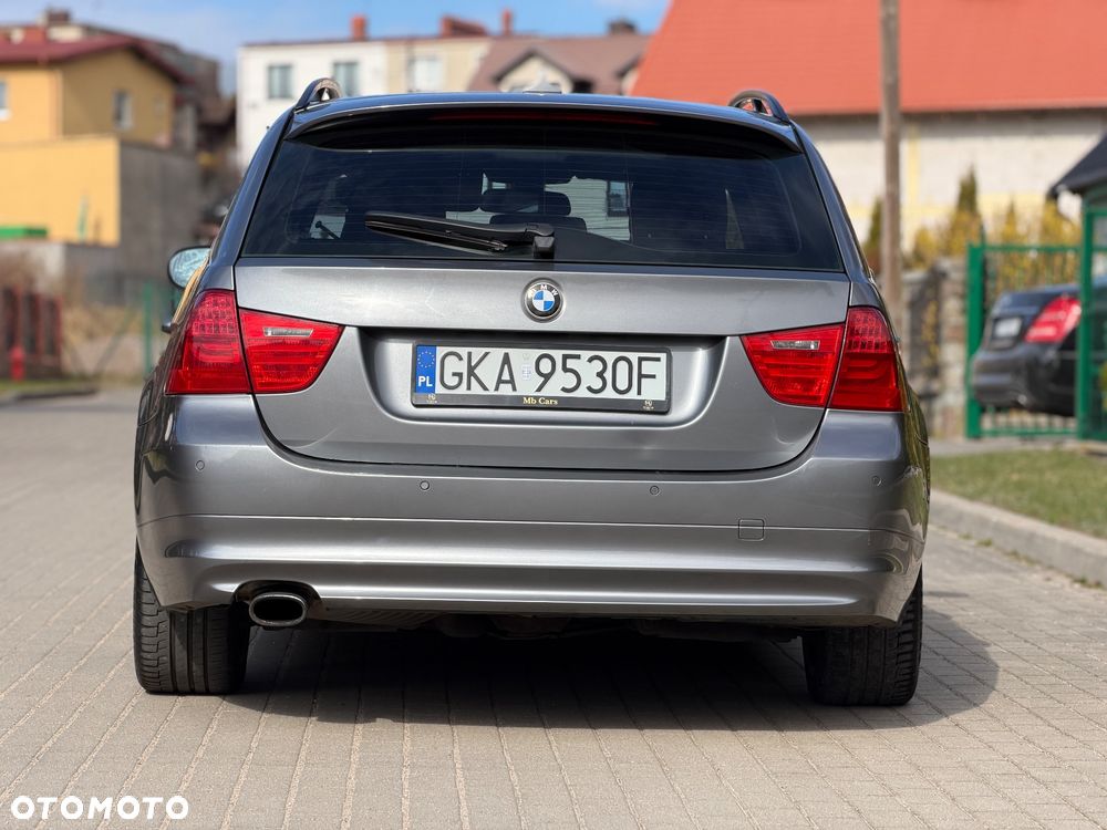 BMW Seria 3 320d - 11
