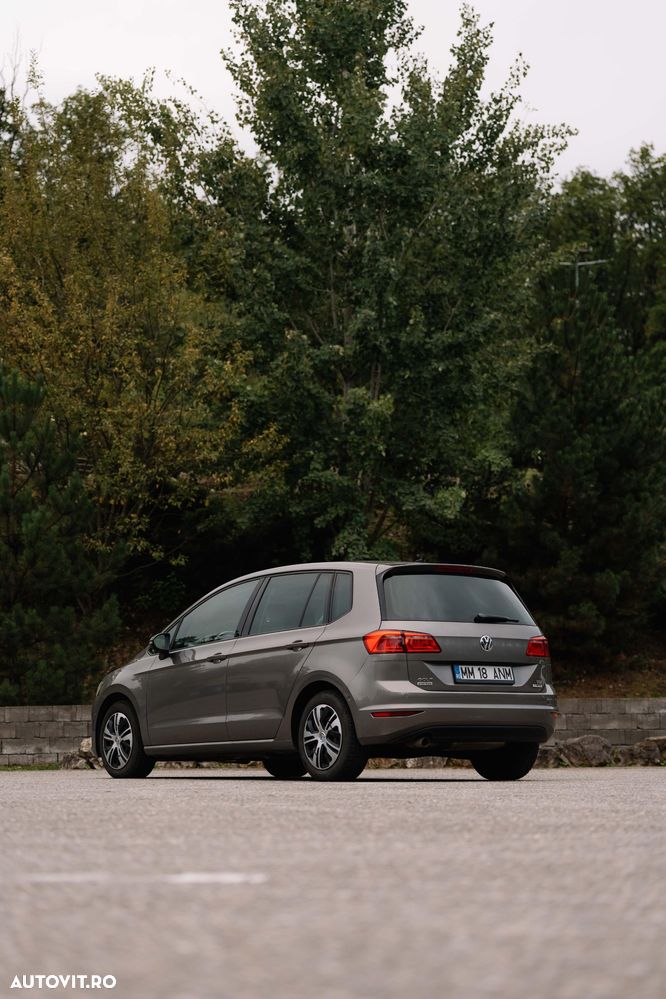 Volkswagen Golf 1.6 TDI DSG BMT Comfortline - 2