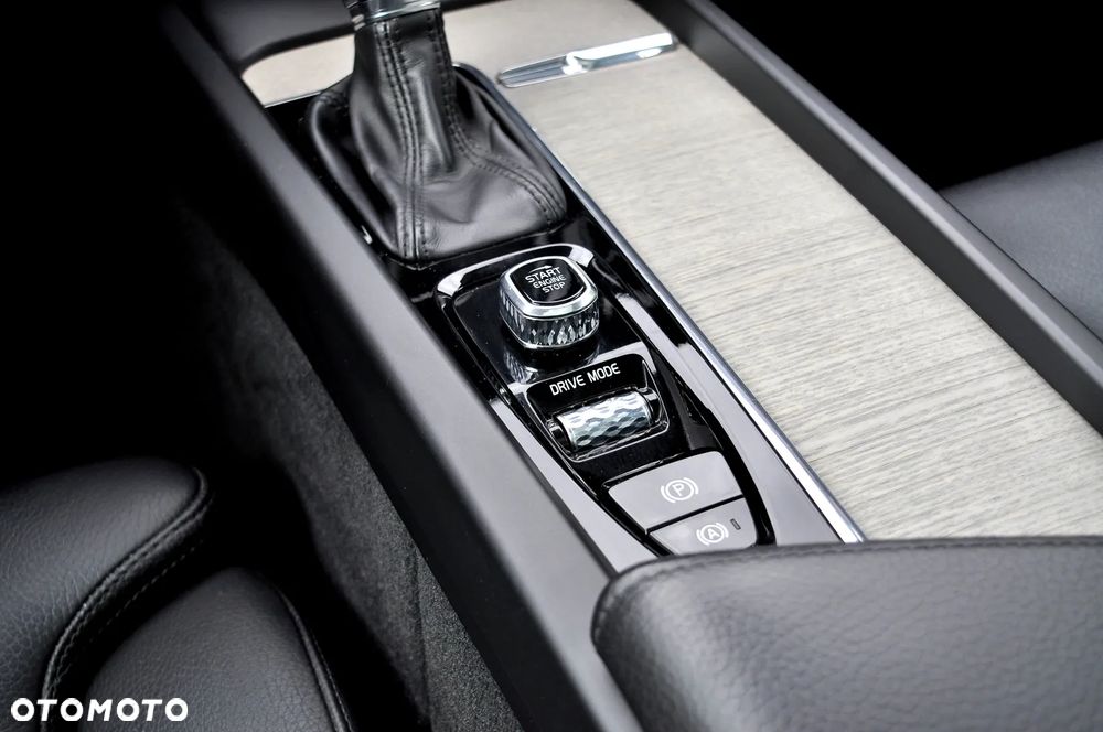 Volvo XC 60 D4 Geartronic Inscription - 20