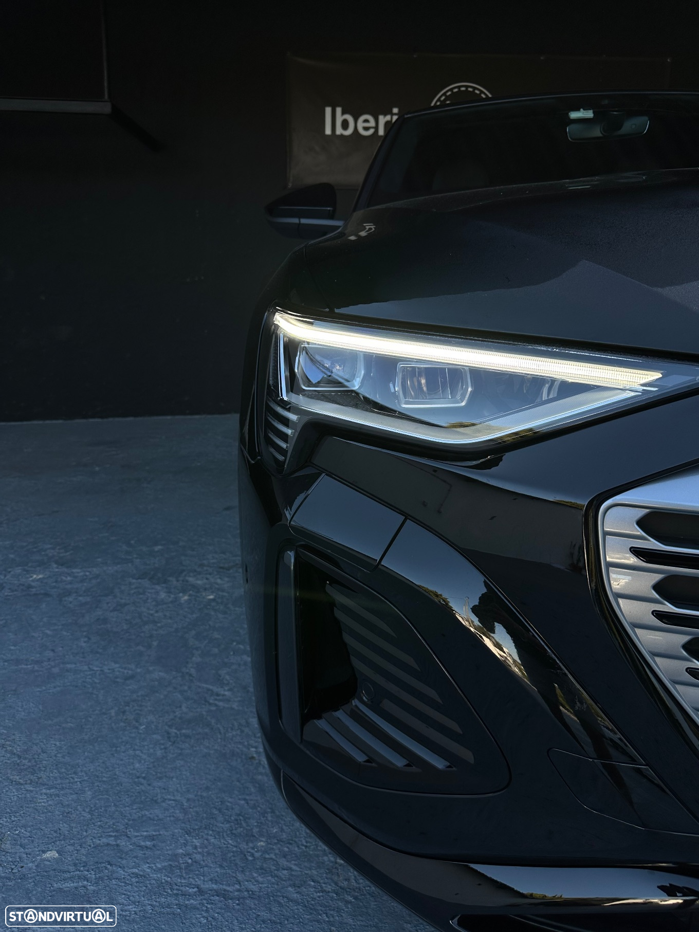 Audi Q8 e-Tron 50 quattro S line - 3