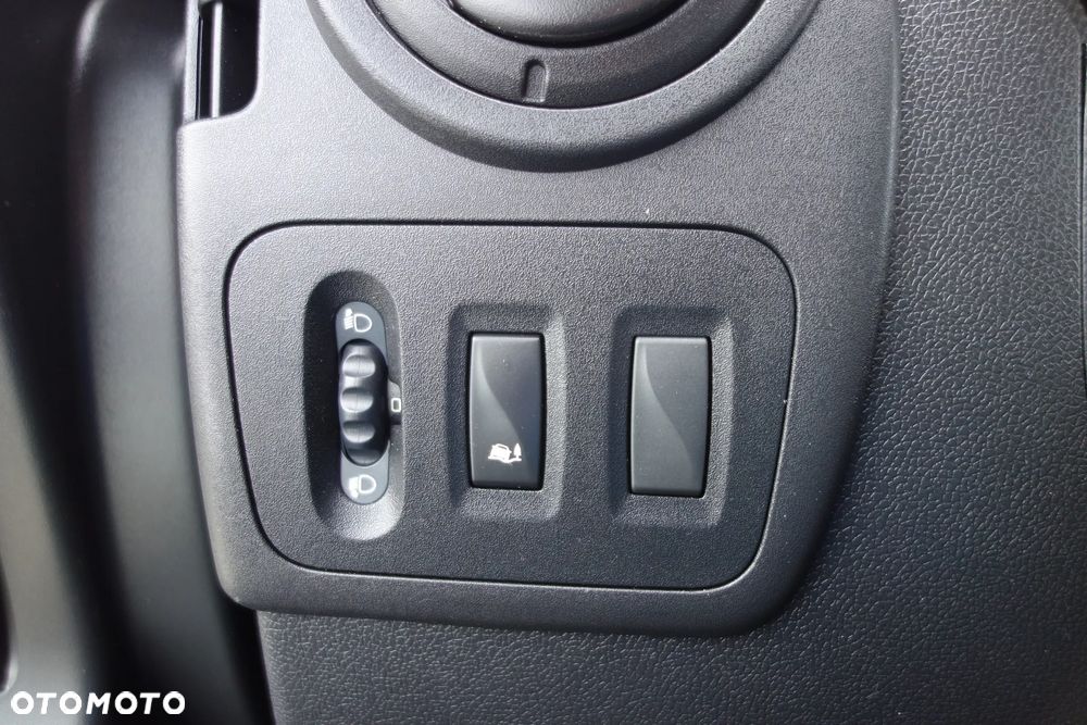 Renault Masster , Salon Polska ,, Brygadówka , Dubel kabina - 22