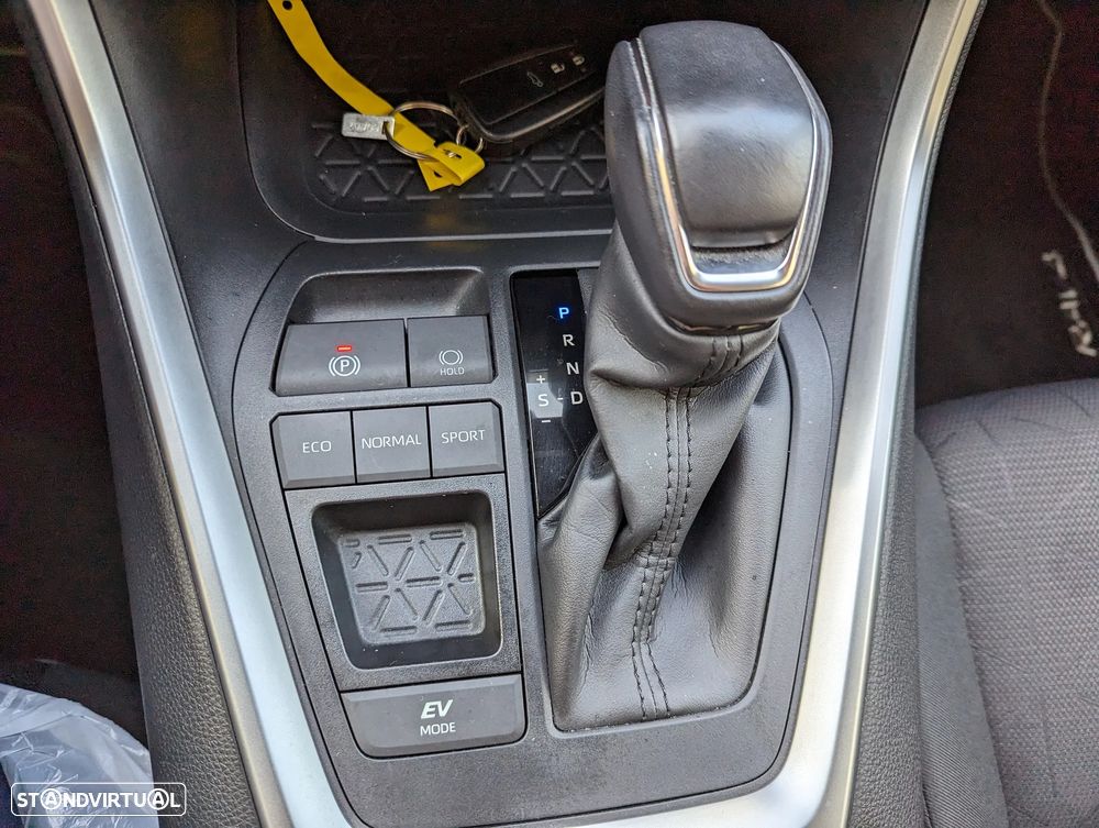 Toyota RAV4 2.5 HDF Comfort - 20