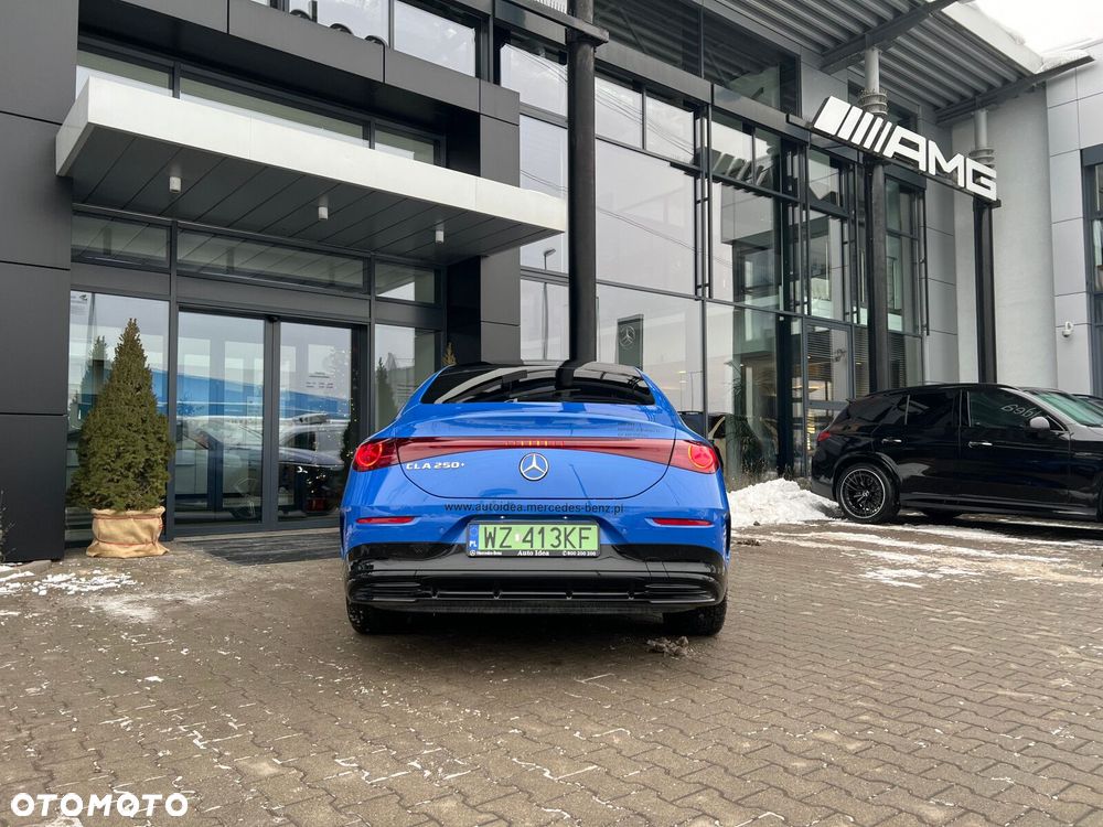 Mercedes-Benz CLA - 21