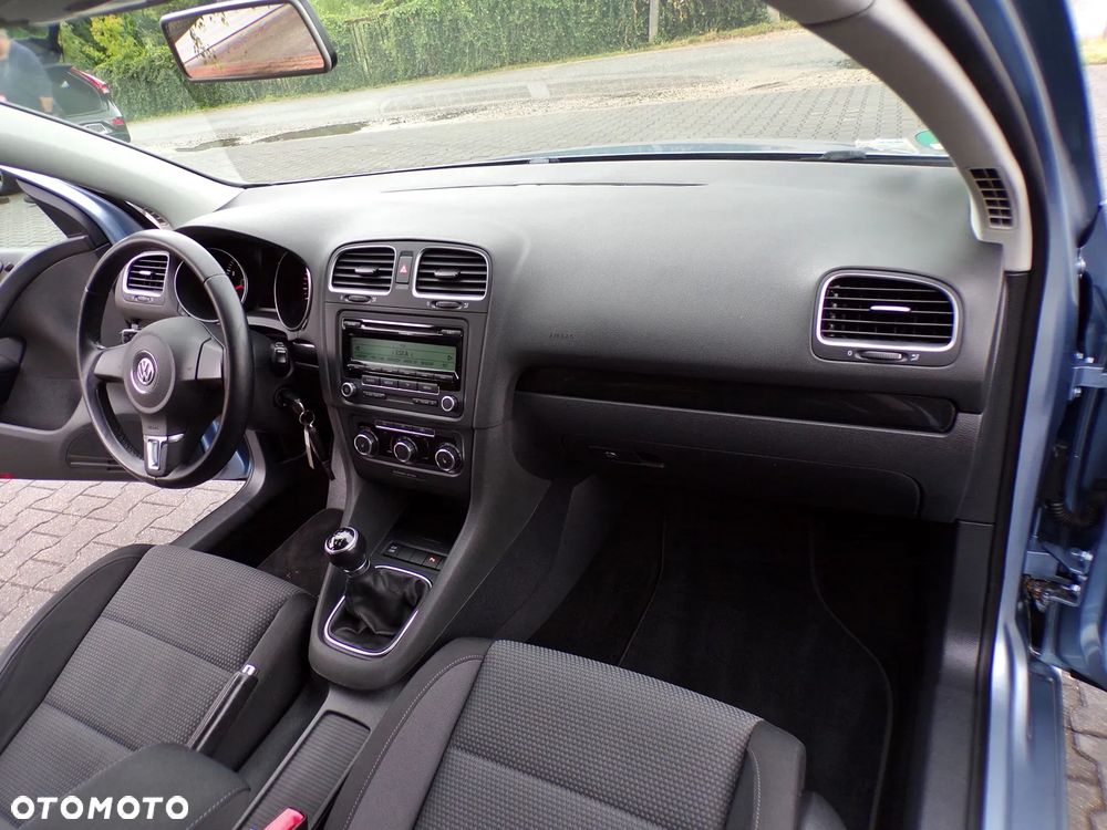 Volkswagen Golf - 16