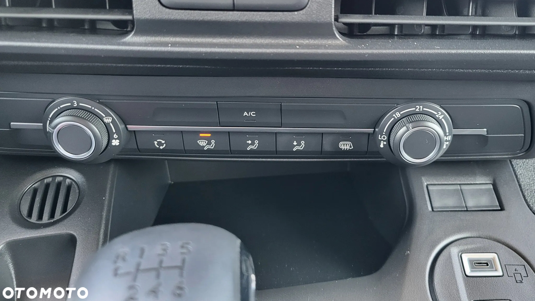 Peugeot Partner - 21
