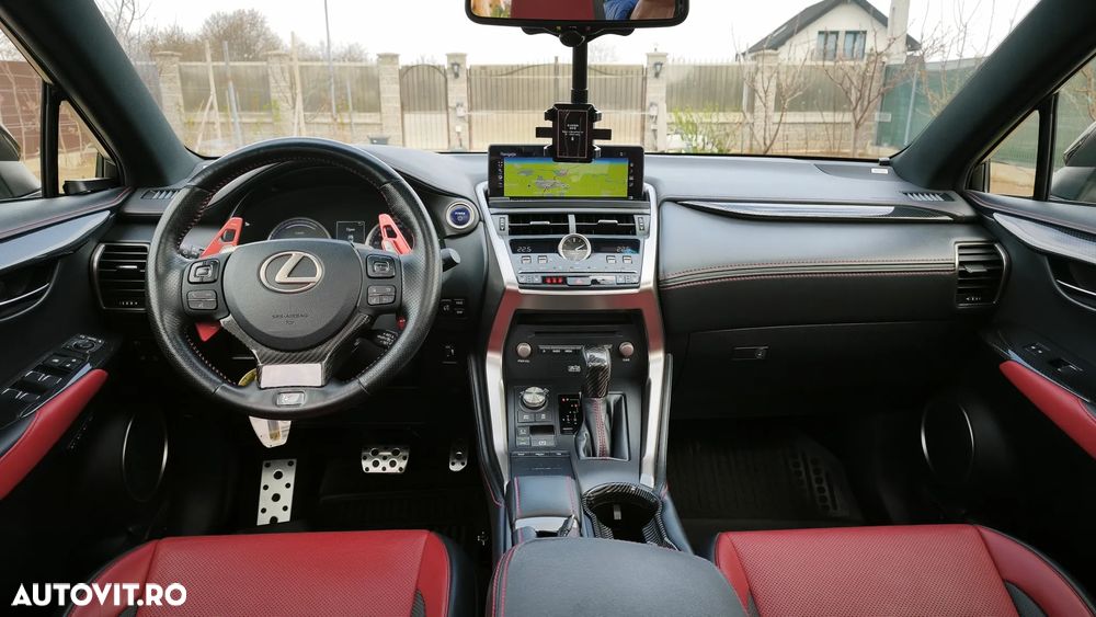 Lexus Seria NX 300h AWD F Sport - 37