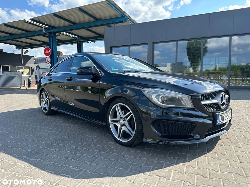 Mercedes-Benz CLA 200 7G-DCT AMG Line - 4