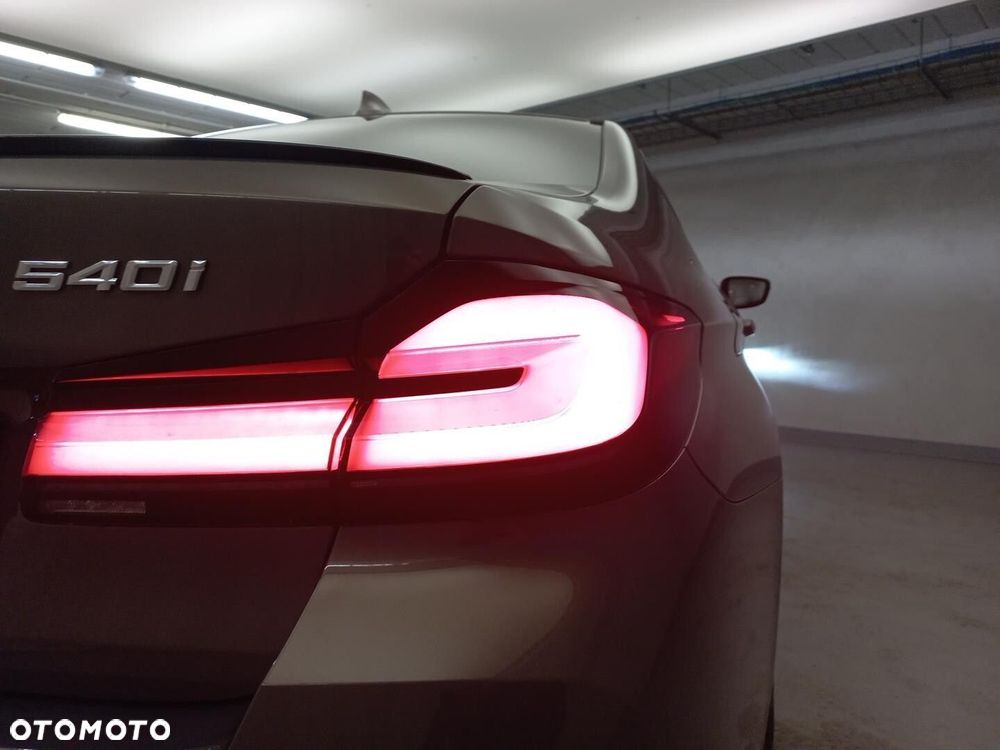 BMW Seria 5 - 22