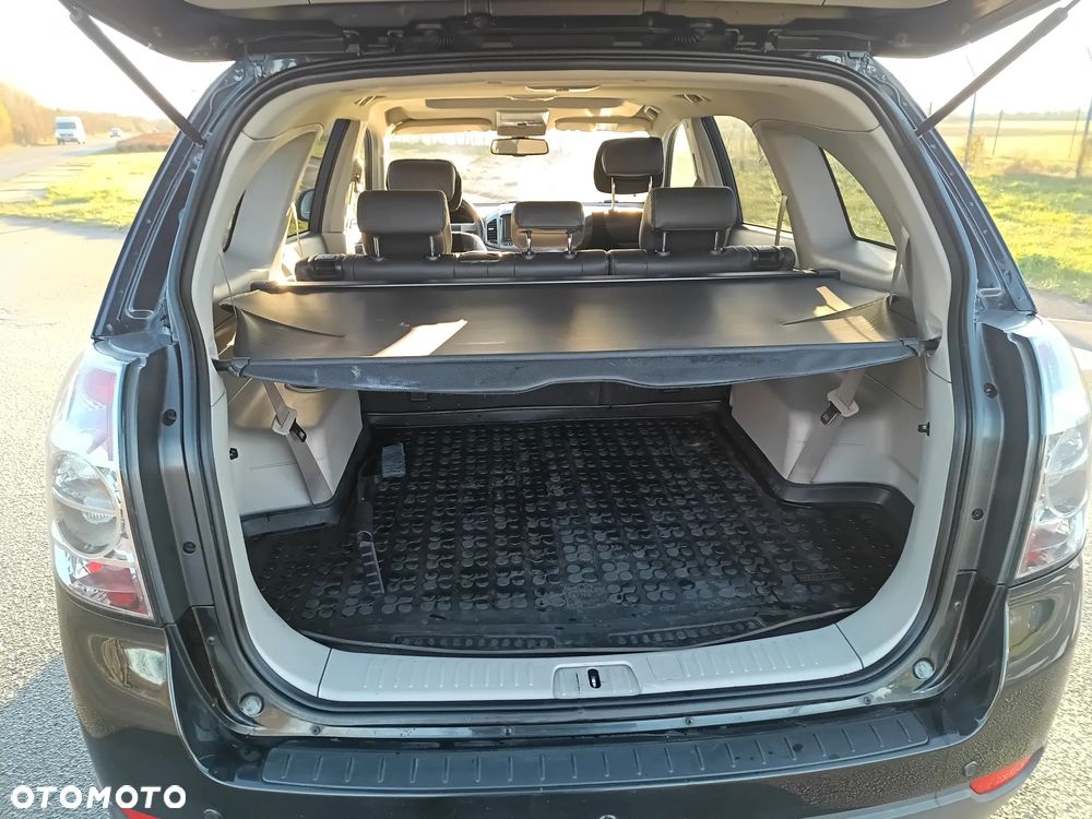 Chevrolet Captiva 2.2 D LTZ - 9