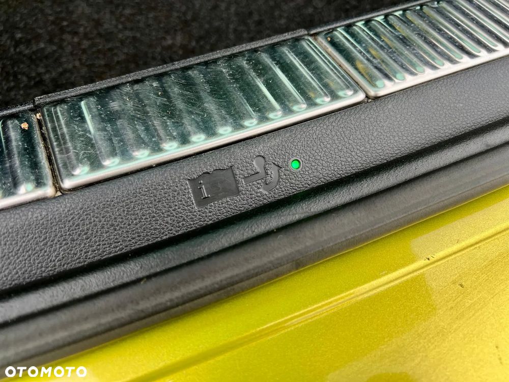 Skoda Superb 2.0 TDI SCR 4x4 Sportline DSG - 21