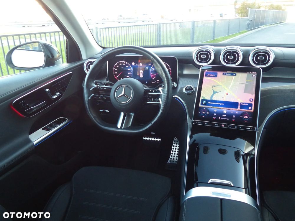 Mercedes-Benz GLC 200 mHEV 4-Matic AMG Line - 25