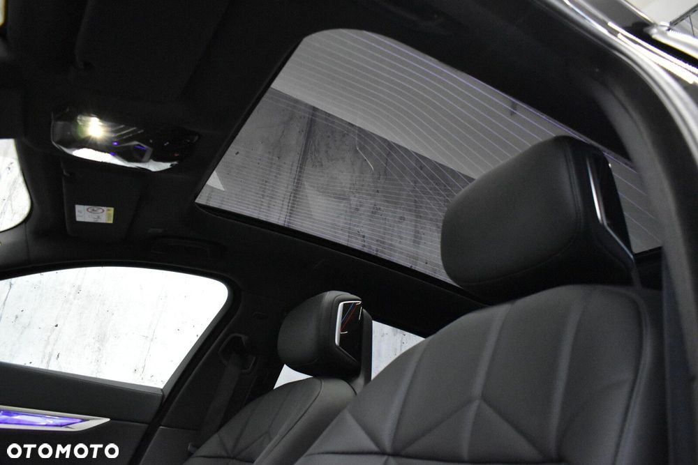 BMW Seria 7 - 21