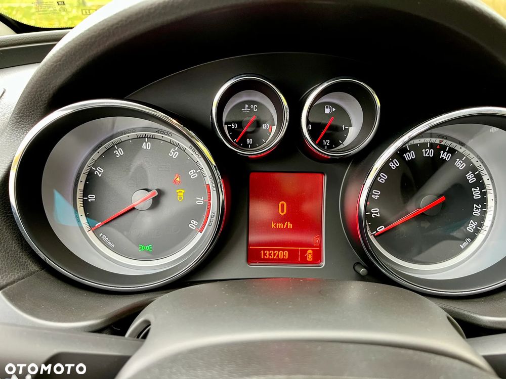 Opel Insignia 1.6 T Sport - 29