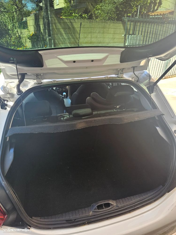 Peugeot 208 BlueHDi 100 Allure - 6