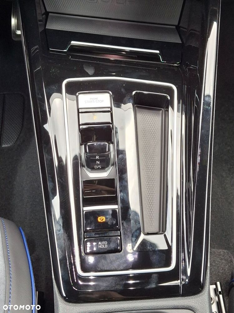 Volkswagen Golf Variant 2.0 TSI 4Motion R - 25