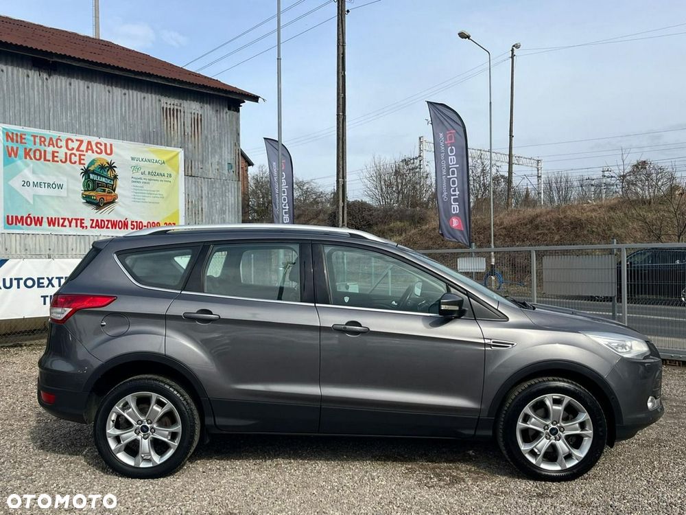 Ford Kuga 1.6 EcoBoost 2x4 Titanium - 34