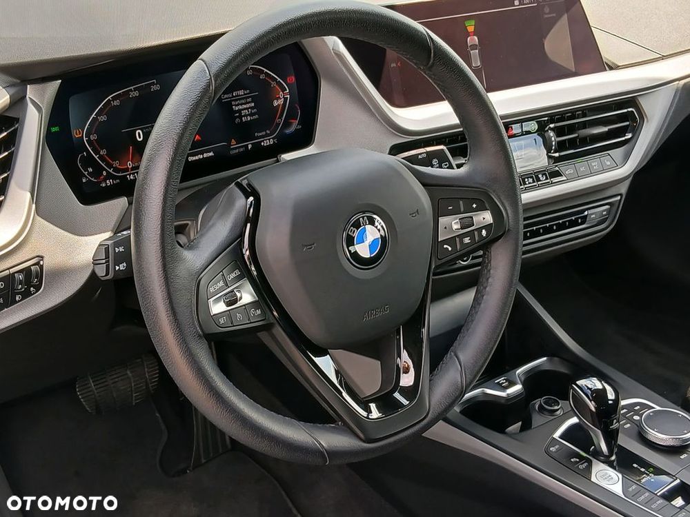 BMW Seria 1 - 18