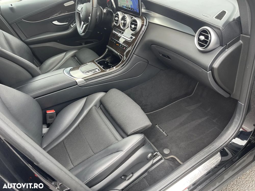 Mercedes-Benz GLC - 30