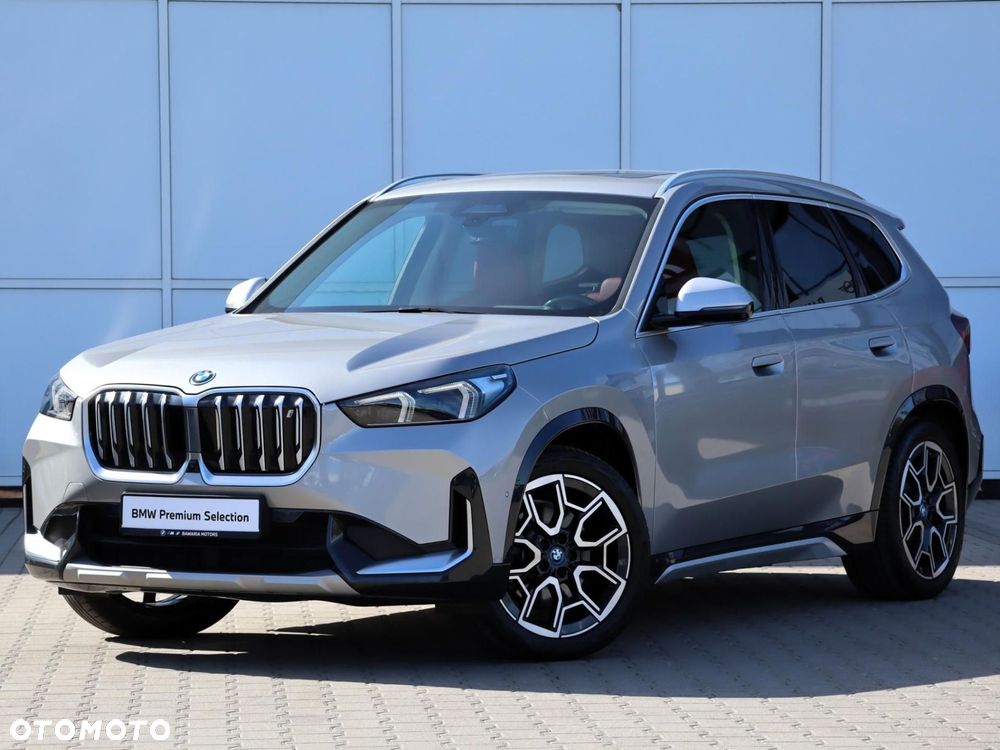 BMW iX1 - 1