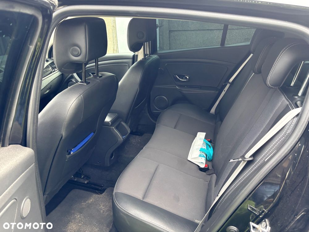 Renault Megane 1.2 16V TCe Energy Bose - 6