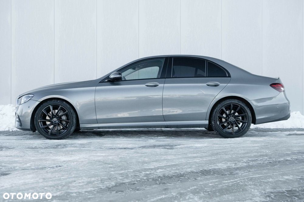 Mercedes-Benz Klasa E 220 d 4-Matic AMG - 12