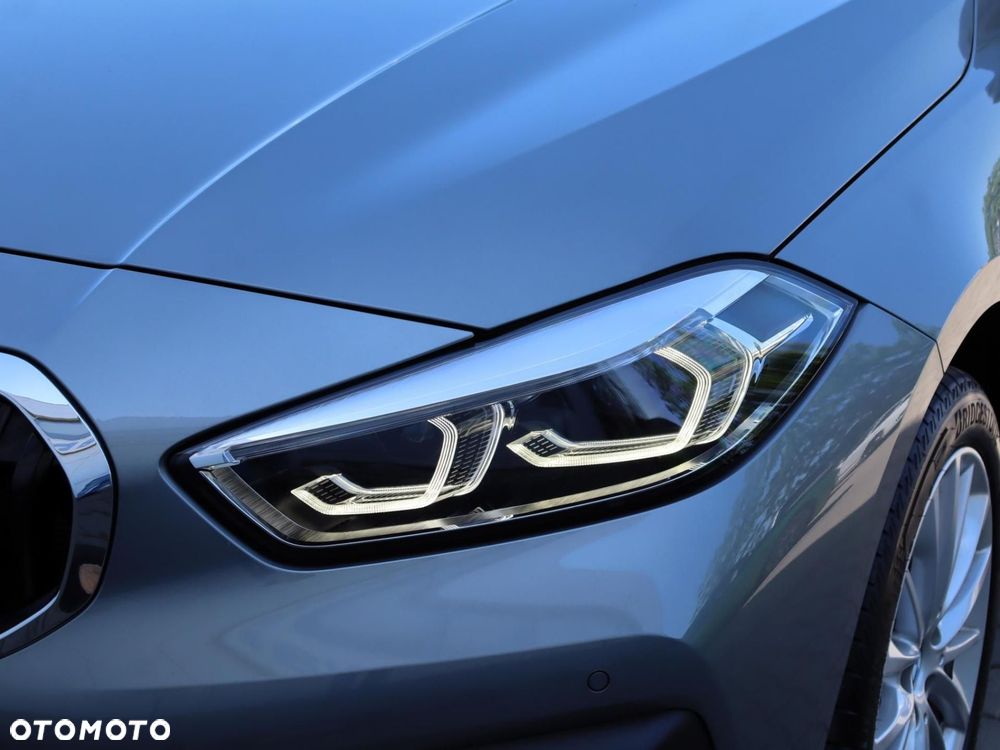 BMW Seria 1 - 22