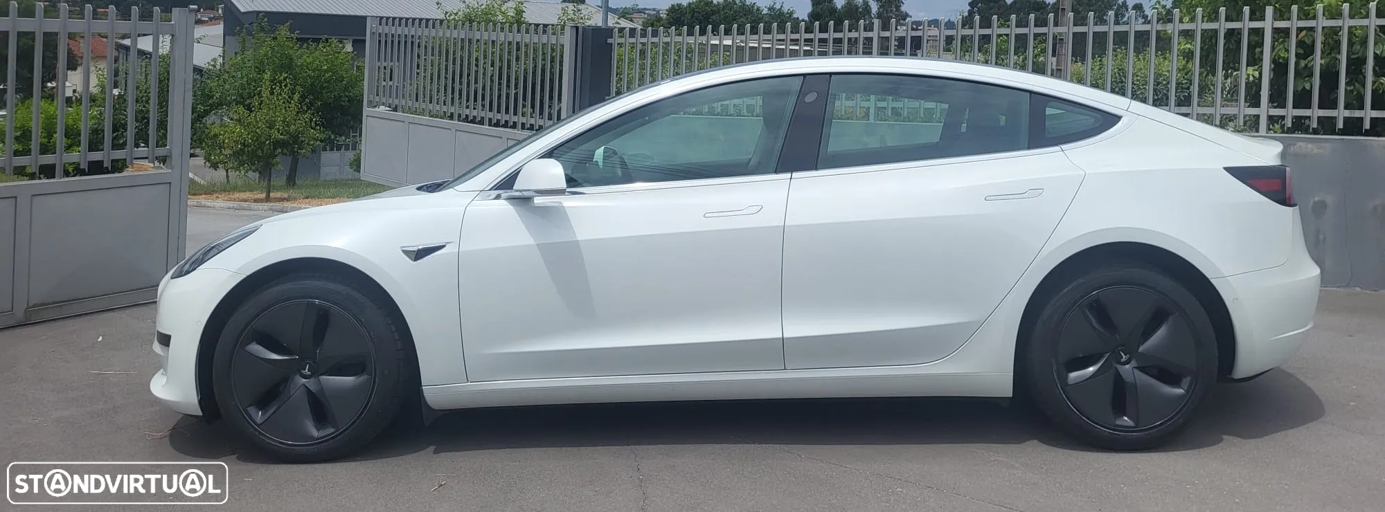 Tesla Model 3 Standard RWD Plus - 3