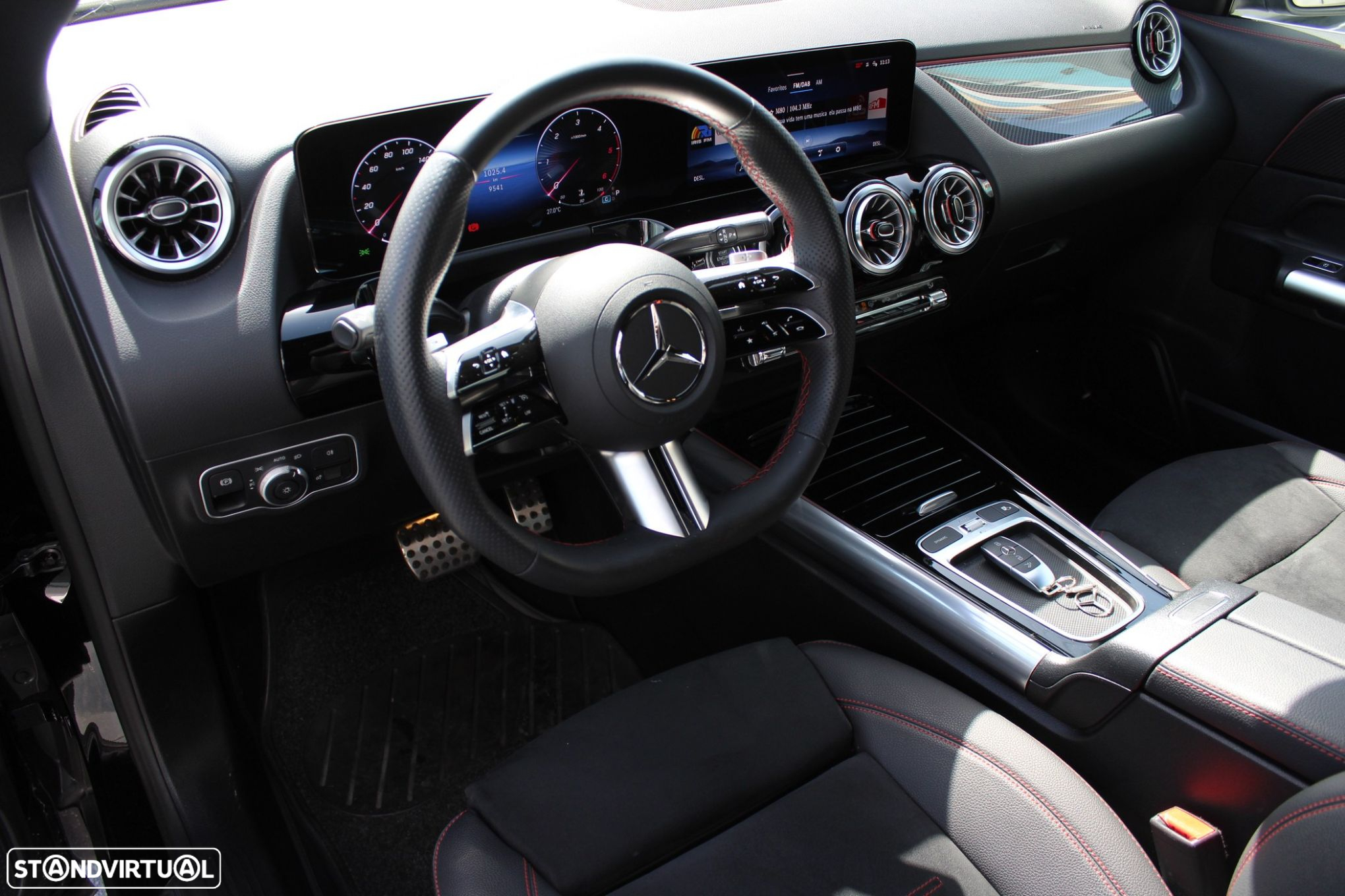 Mercedes-Benz GLA 180 d AMG Line - 11