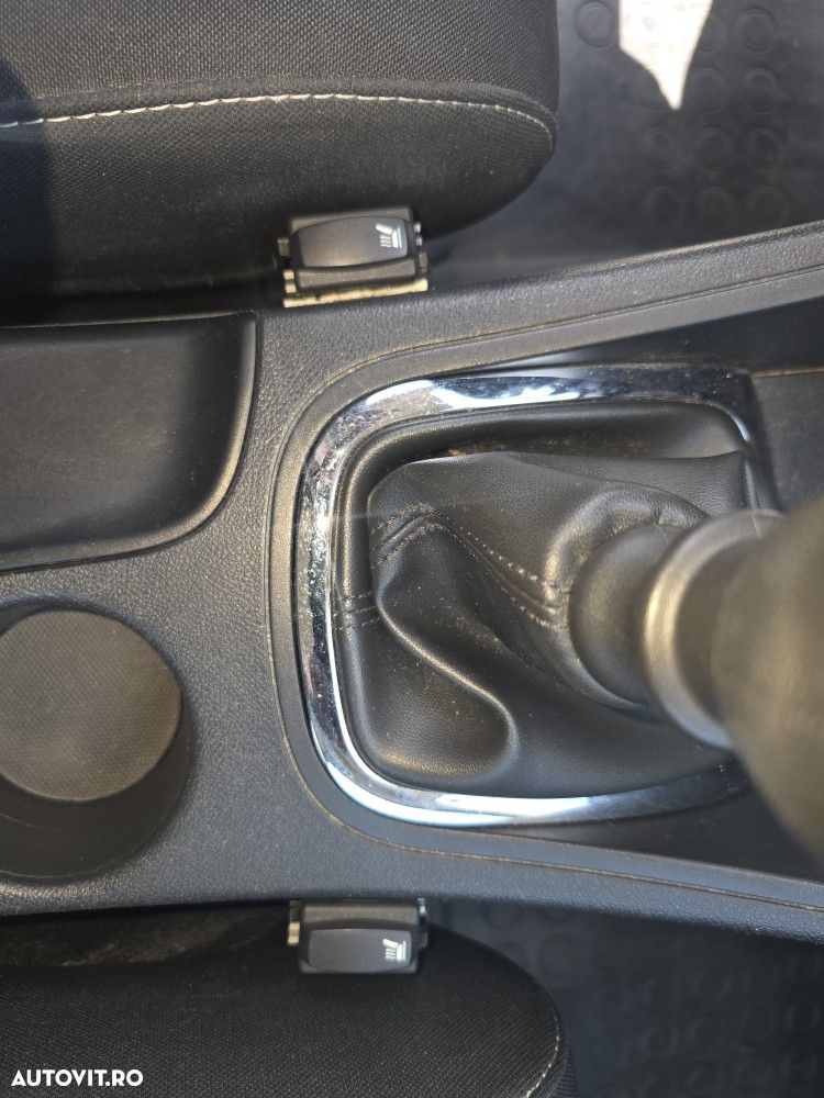 Renault Megane ENERGY dCi 110 Start & Stop Dynamique - 27