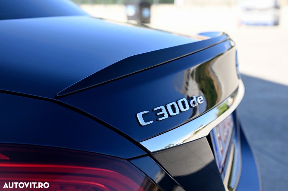 Mercedes-Benz C ver-300-d-t-9g--tronic-amg-line - 14