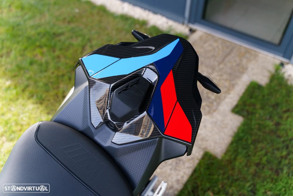 BMW M 1000 RR - 7