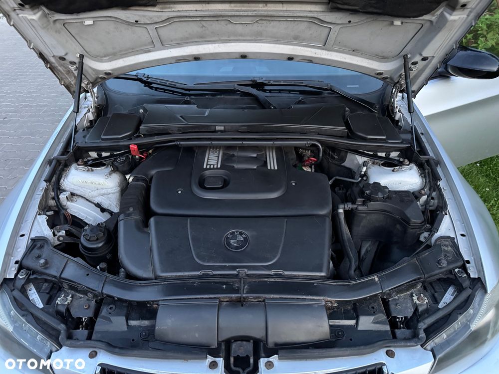BMW Seria 3 - 11