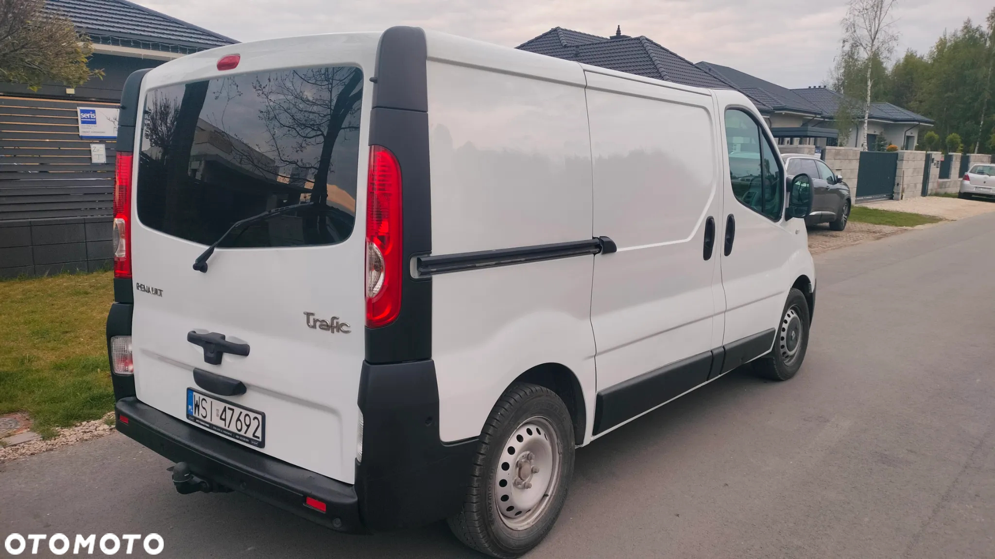 Renault TRAFIC - 6