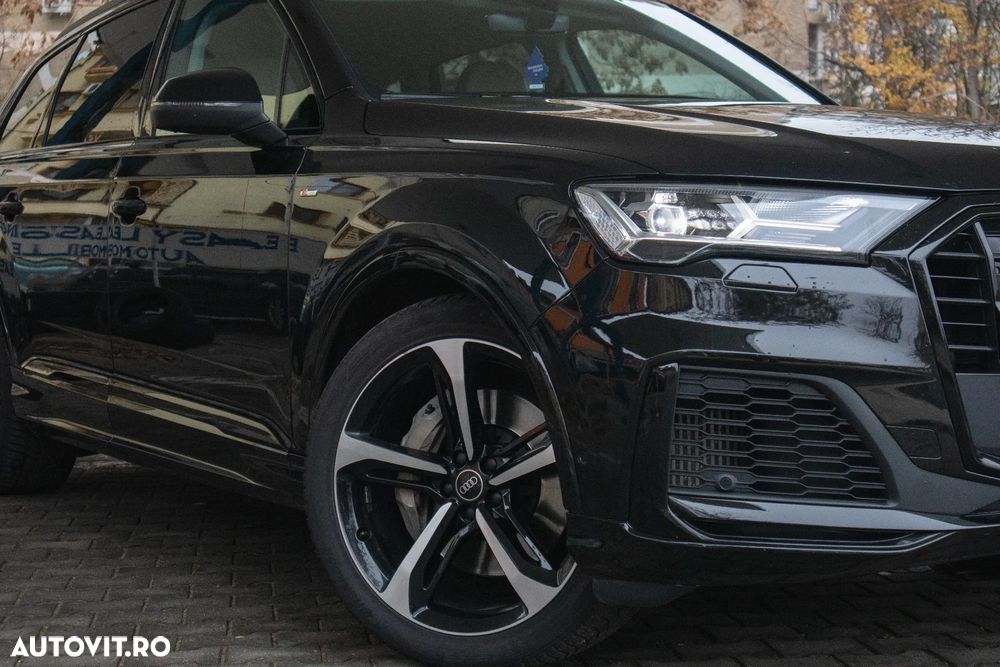 Audi Q7 3.0 55 TFSIe quattro Tiptronic S Line - 4