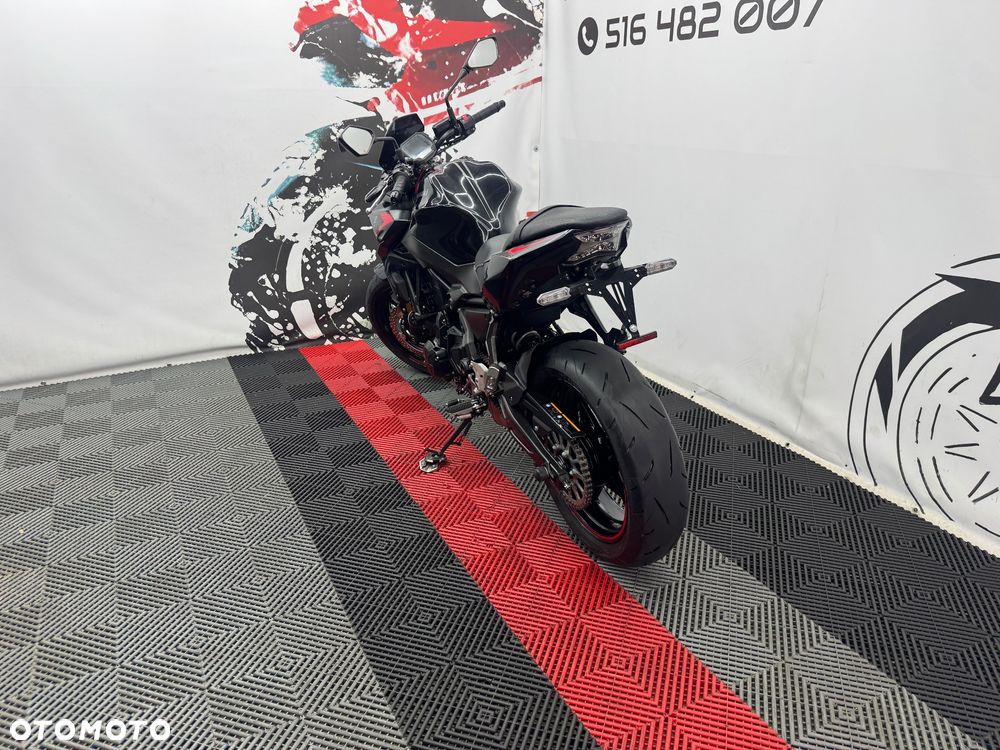 Kawasaki Z 650 - 26