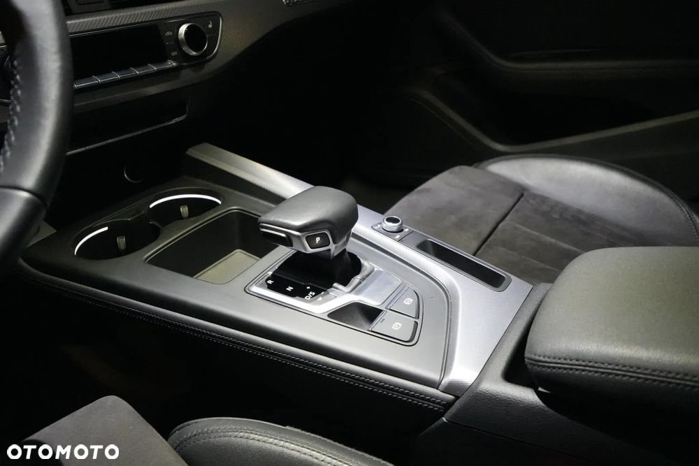 Audi A4 Allroad - 13