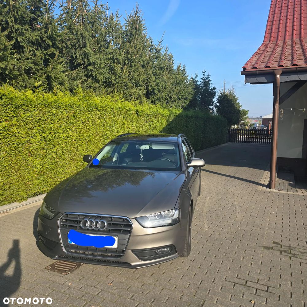 Audi A4 Avant - 1